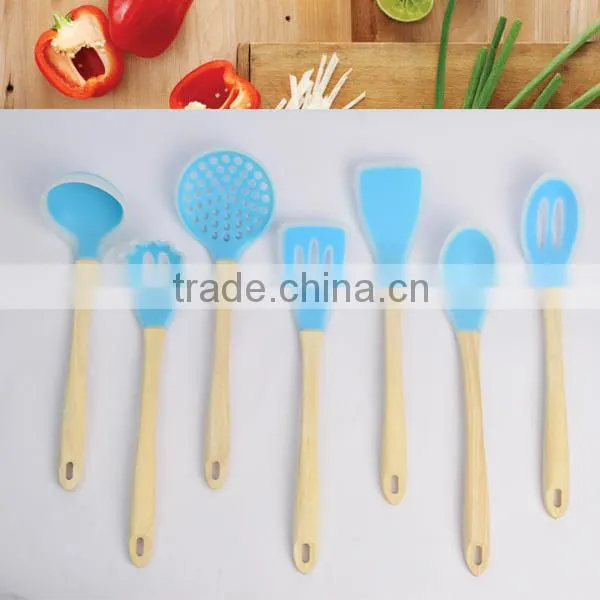 Silicone Kitchen Utensils With Wood Handle Of Cooking Utensils With FDA LFGB Certification
