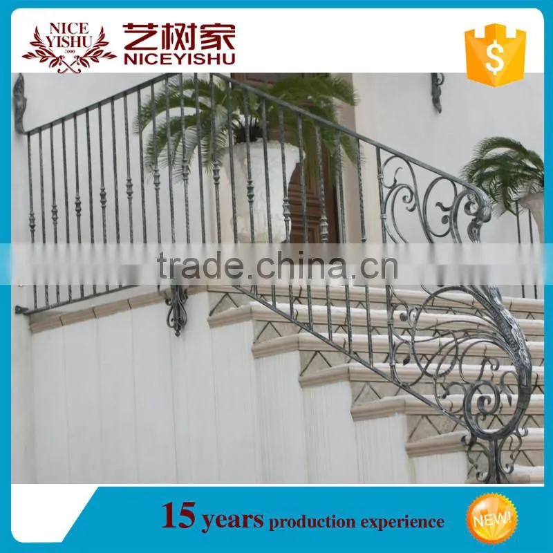 modern design metal balcony guard railing/cast iron balcony railing/modern iron railing designs