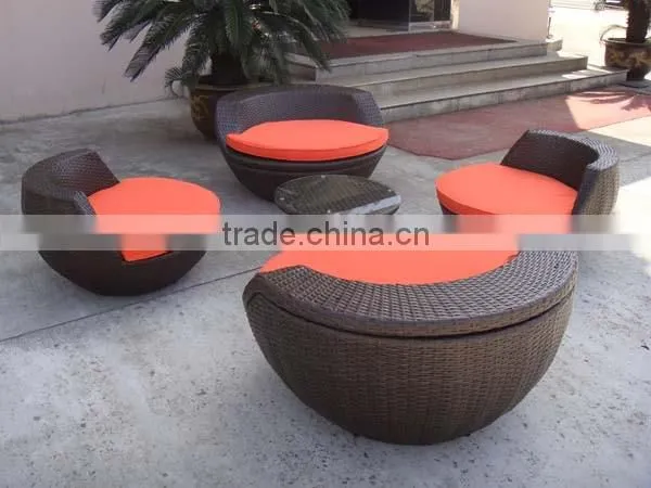 Outdoor Round Shape Stackable Wicker Sofa Set