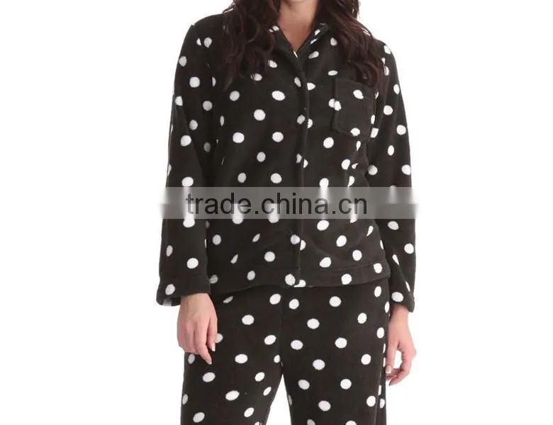 2014 fashion garment wholesale spotty women pajama suits