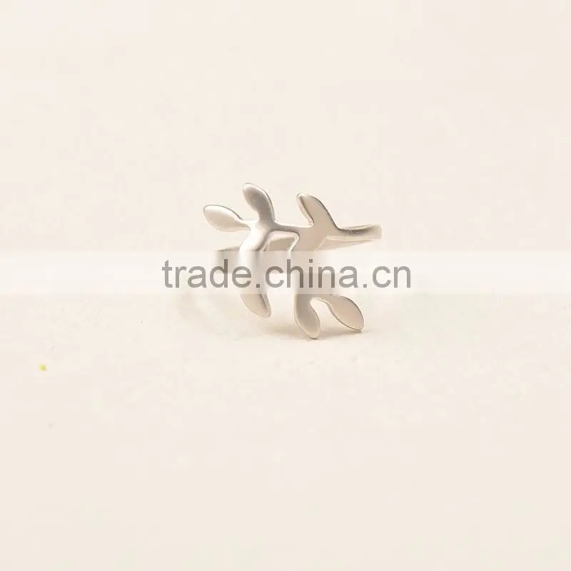 Wholesale alloy silver double chevron cz ring, silver eternity chevron finger ring v shaped ring