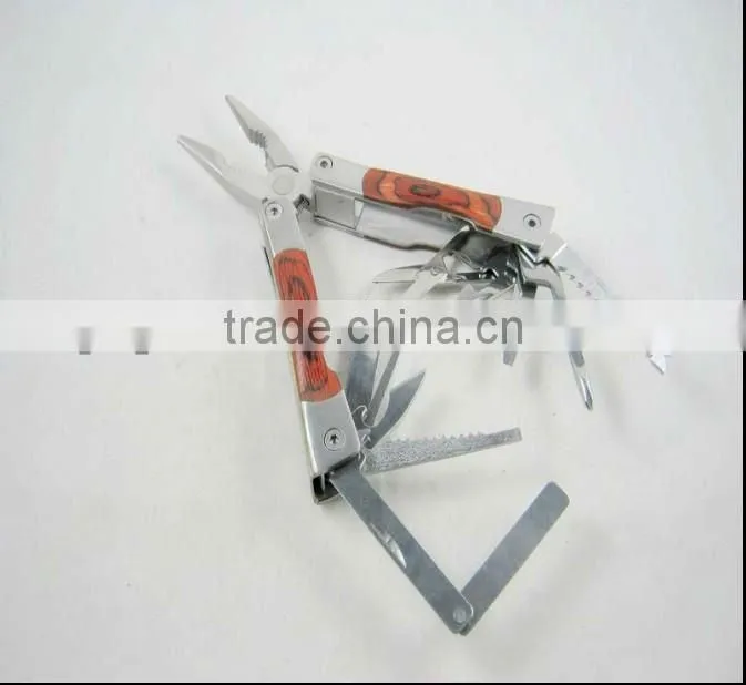 Hot 7 in 1 multi-function pliers with LED light