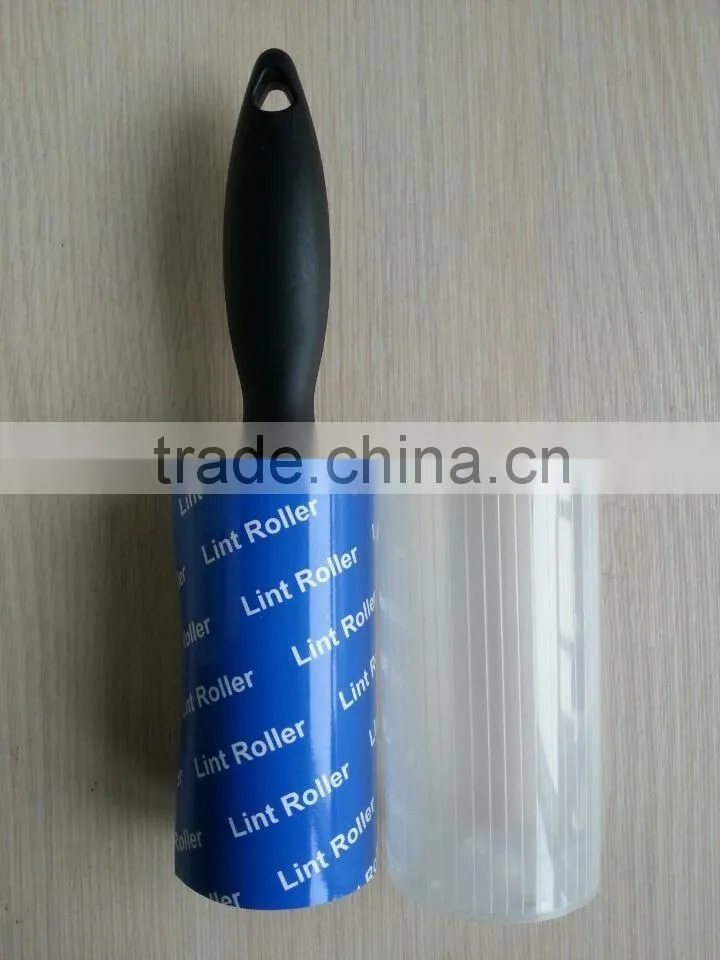 lint roller with cover