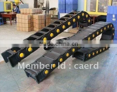 Robots plastic cable track