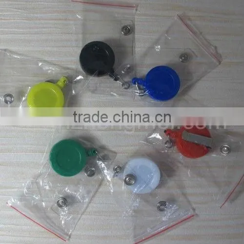 Plastic retractable badge reel