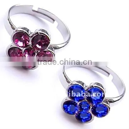 fashion style zinc alloy women rings and gift