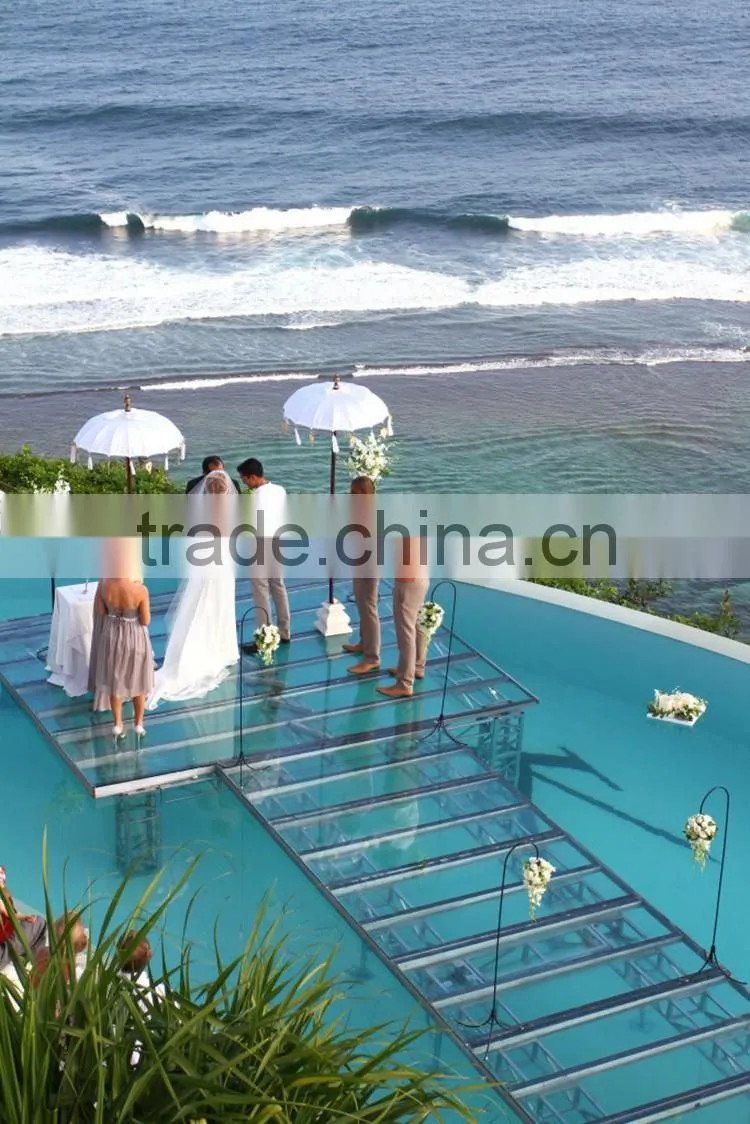 Acrylic wedding stage decoration with flower pillars