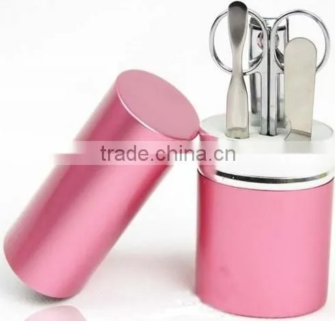 High Quality 4 in 1 manicure set with aluminum round case for promotion