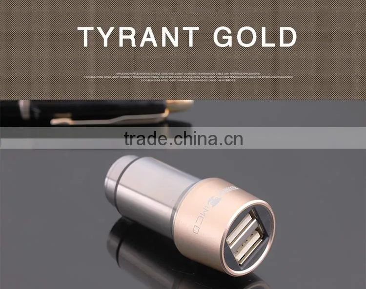 universal promotional high quality metal car quick charger with dual 2 cable usb