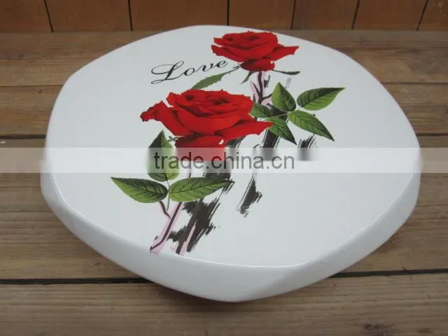 Lucky Clover Decal Ceramic Flat Cake Plate Stand with High Quality