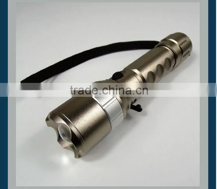 5 Watt Magnet Control Rechargeable CREE Q5 Zoom LED Flashlight