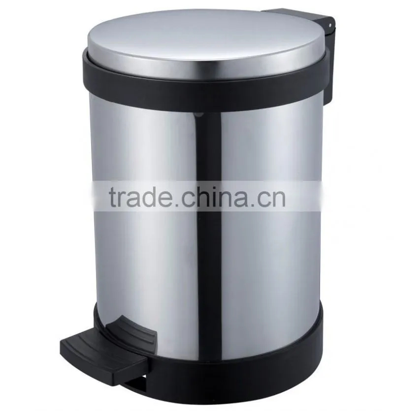 Stainless Steel Trash Can with Food Pedal
