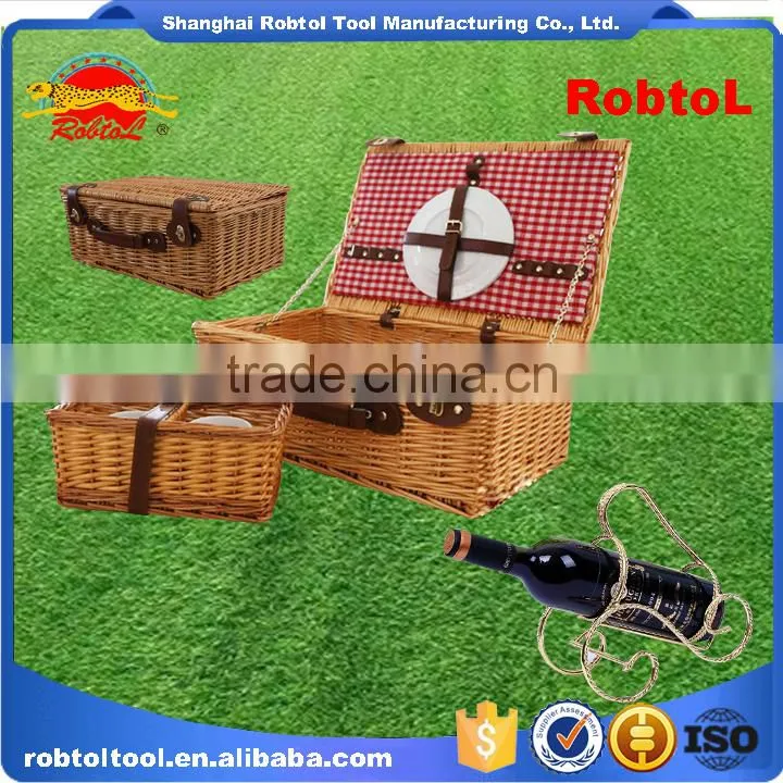 woven wicker willow picnic basket outdoor hamper lidded set cutlery dinnerware BBQ camping vineyard