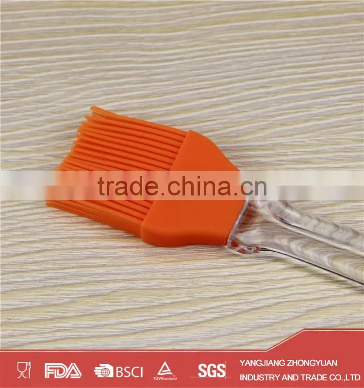 2014 hot sale good plastic handle silicone brush