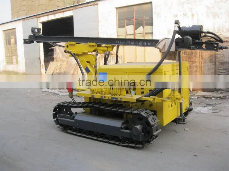 2015 China Professional Manufacturer of High Qaulity Long Service Life DTH Hammer Crawler Drilling Rig