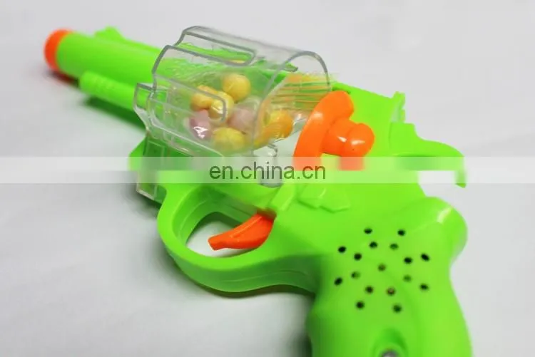 With light and sound plastic revolver gun with candy