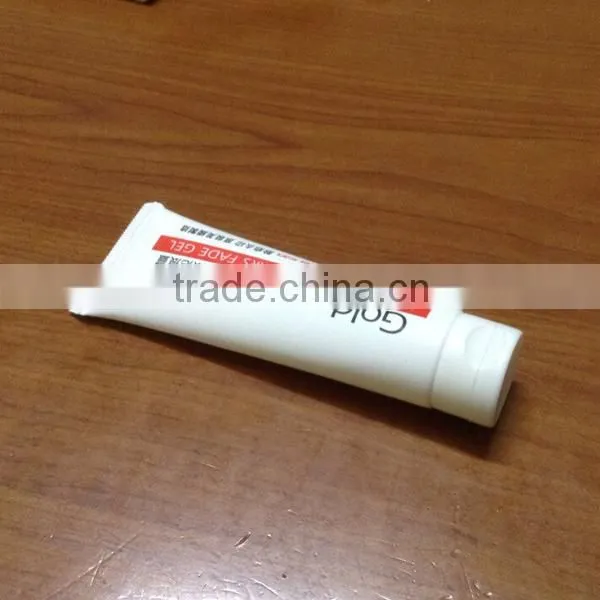 Gloss horn cap cosmetic tube