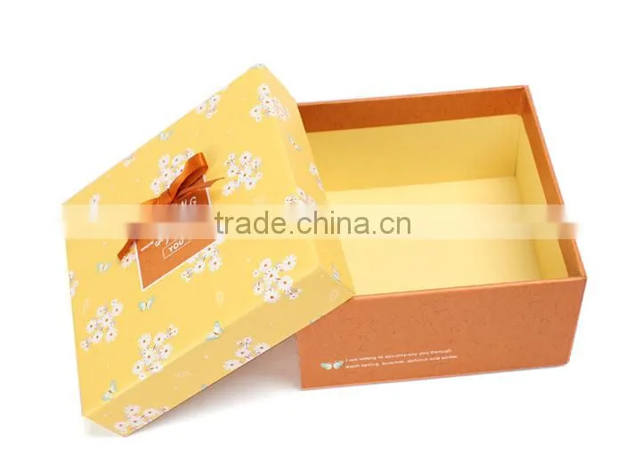 Creative luxury branded gift paper box for tablet