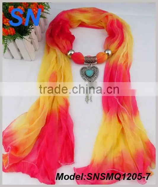 Latest fashion new design peach heart pendant scarf