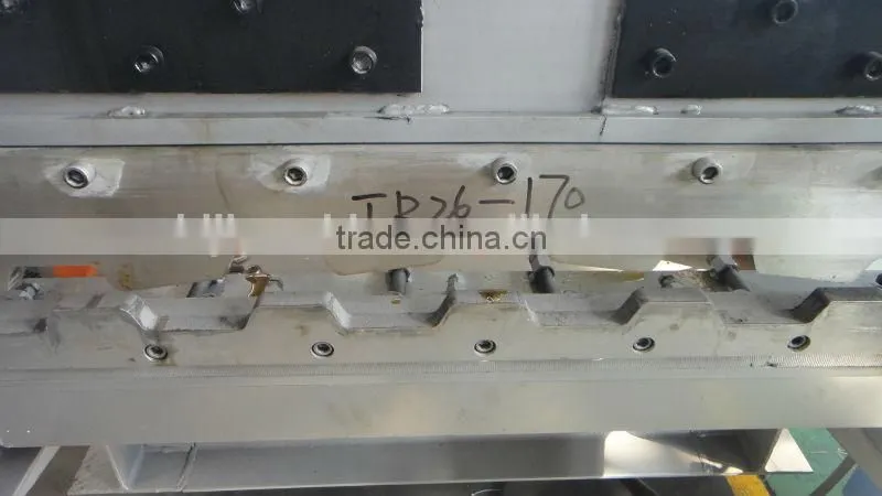 TR26-170 Wall and roof panel roll forming machine