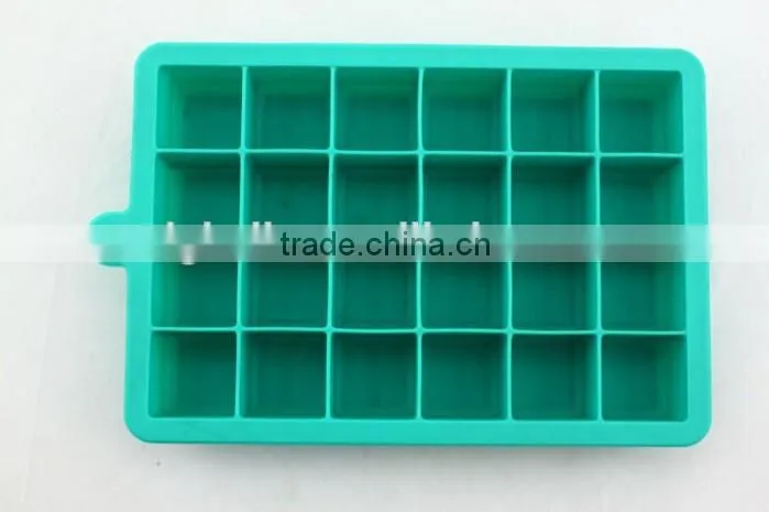 Lovely 8 Cavities lip shaped ice cube tray silicone molds
