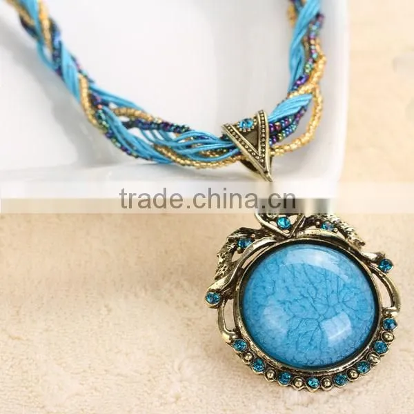 Bohemian Style Vintage Heart Design Round Stone Necklace