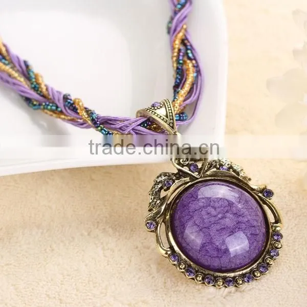 Bohemian Style Vintage Heart Design Round Stone Necklace