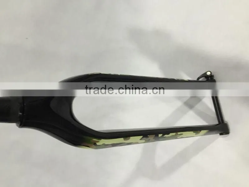 2016 Newest 15mm axle rod carbon mtb fork,29er mountain bicycle fork/disc brake fork/with nice painting carbon forks.