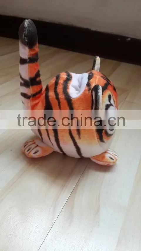 3 D plush brown leopard cellphone seat plush toy brown leopard shaped mobile phone holder plush animal shaped mobile seat holder