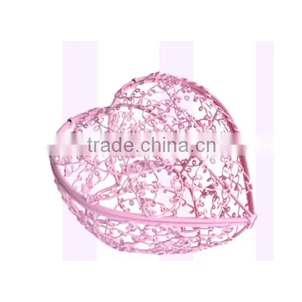 Hot sell pink heart- shaped iron gift basket