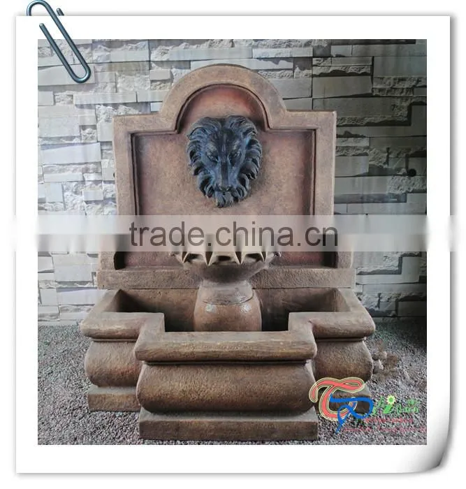 Beautiful resin decorative lion head wall fountain
