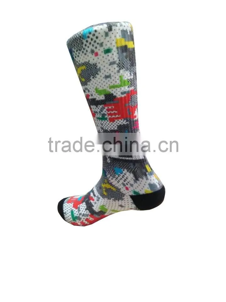 Latest Design Custom Compression Crew Socks for Sports