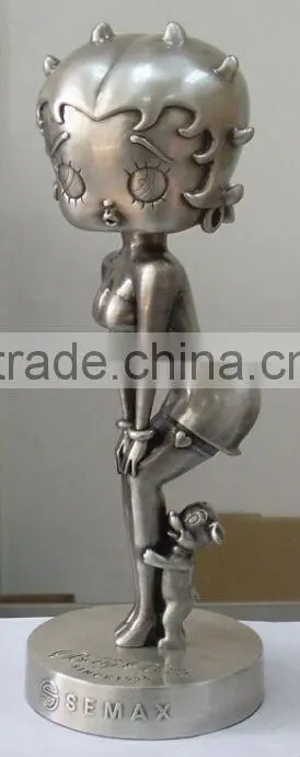 Polyreisn Betty Figurine, Betty with Moon