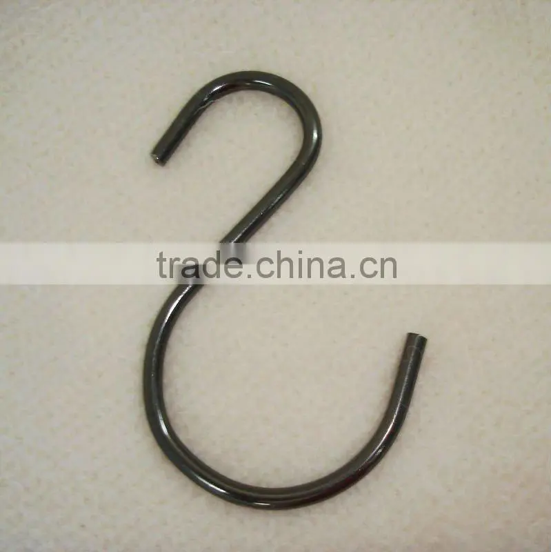FM-65 Matt black S shape metal hook