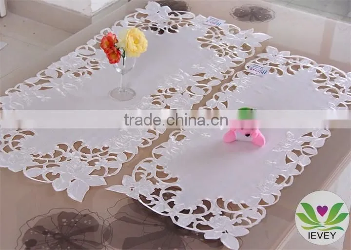 hot-sale white hand embroidery tablecloth hotel table cloth/table cover/napkin/wholesale tablecloth