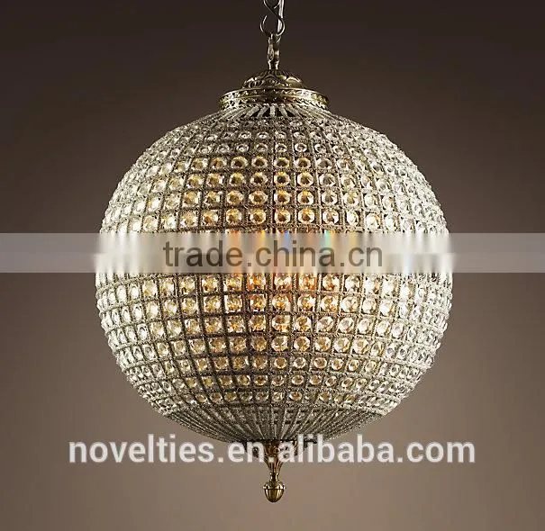 Replicating the Sparkling Lanterns of 19th-century Morocco Chandelier Strung with Hundreds of Multi-Faceted Crystals