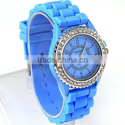 New Blue Geneva Crystal Jelly Gel Silicon Teenagers Girls Women's Wrist Watches