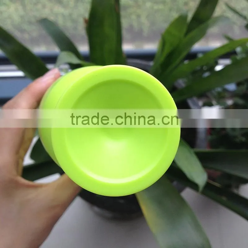 food grade water bottle cup drinking bottle with shot glass cup manufacturer