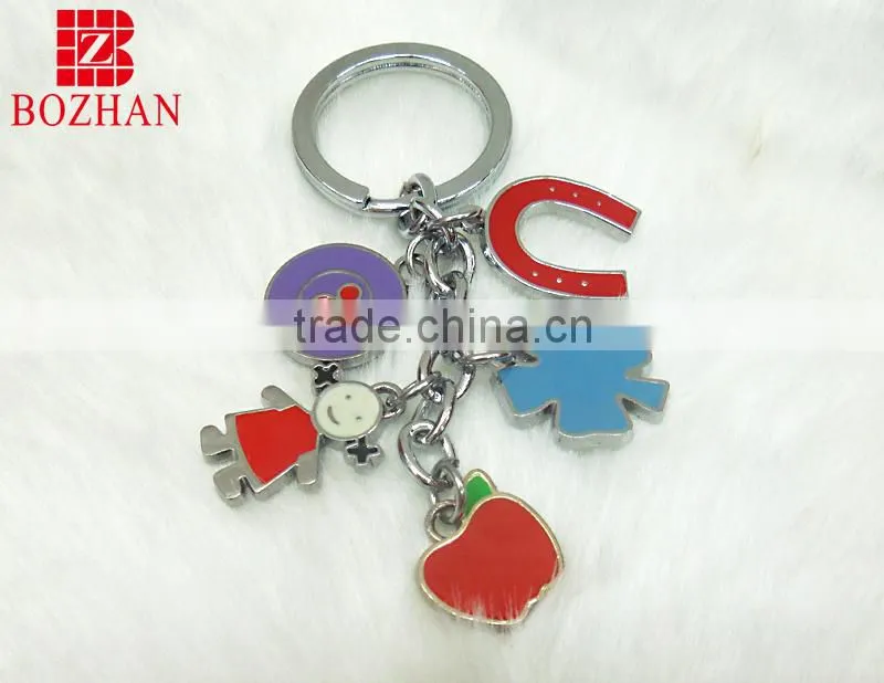 OEM hot selling souvenir keychain/lovely pendant keyring