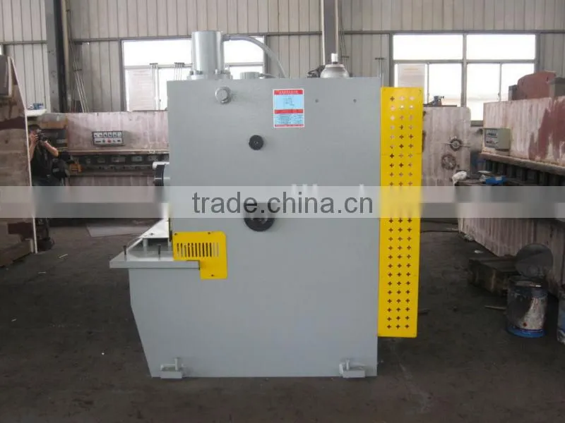 CNC QC11K hydraulic shearing machine