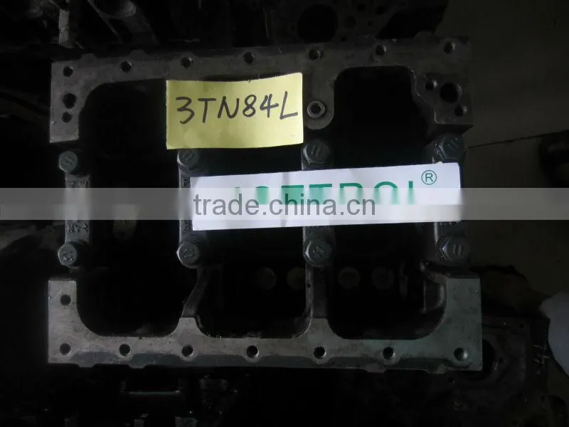 3TN84 ENGINE CYLINDER HEAD / COVER, USED