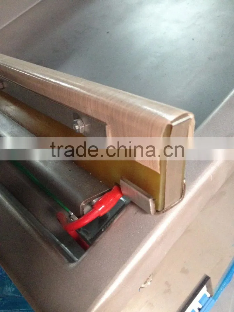 DZ-600 vacuum food packaging machine