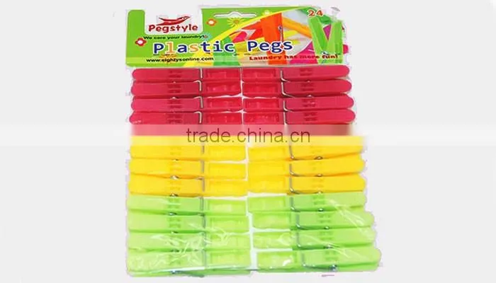 decorated racks of pretty PP material colorful plastic peg