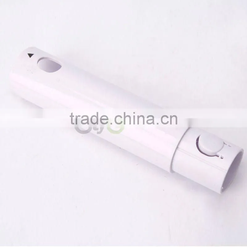 Handheld Cylindrical Pineapple cutter with Circular blade