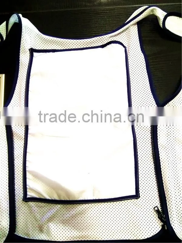Multicolor mesh vest with ice bag for cooling ice vest