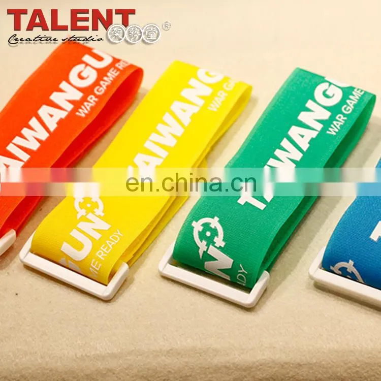 Custom printing hook and loop band for outdoor garment