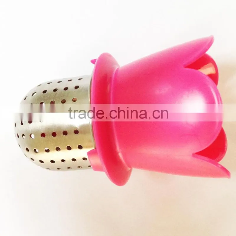 beautful pink stainless steel plastic tea strainer gift