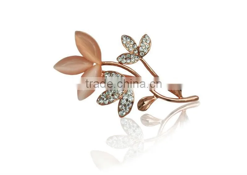 Czech crystal brooches in bulk X028-3