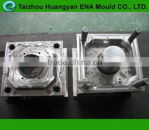 Plastic injection mold for heart-sharp pot