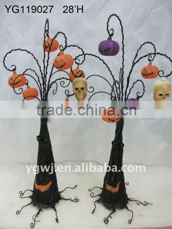 Halloween tree with pumpkin decorations